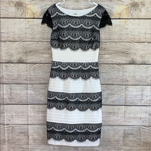 Sangria cocktail dress Size 8 Like New!